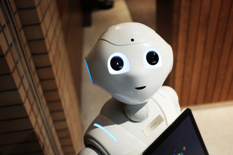 Kako uvesti robotiko v osnovno šolo: Praktičen vodič za ravnatelje in učitelje